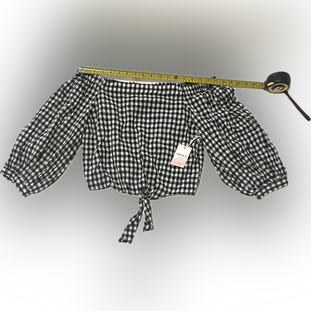 Forever 21 Cropped Buffalo Check Peasant Top w/Tie Front-Size Medium (NWT) - Picture 8 of 9